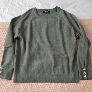 Classic Green Crew Neck Sweater